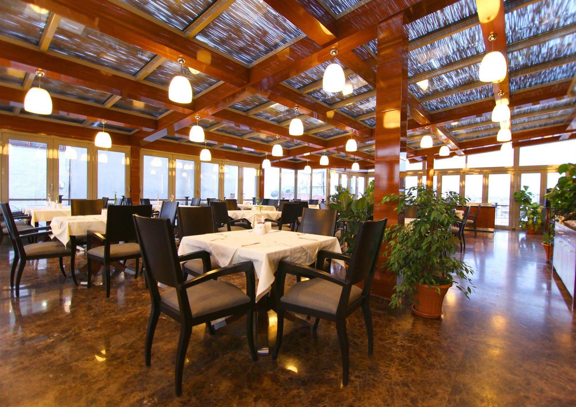 Monaco Hotel Istambul Exterior foto