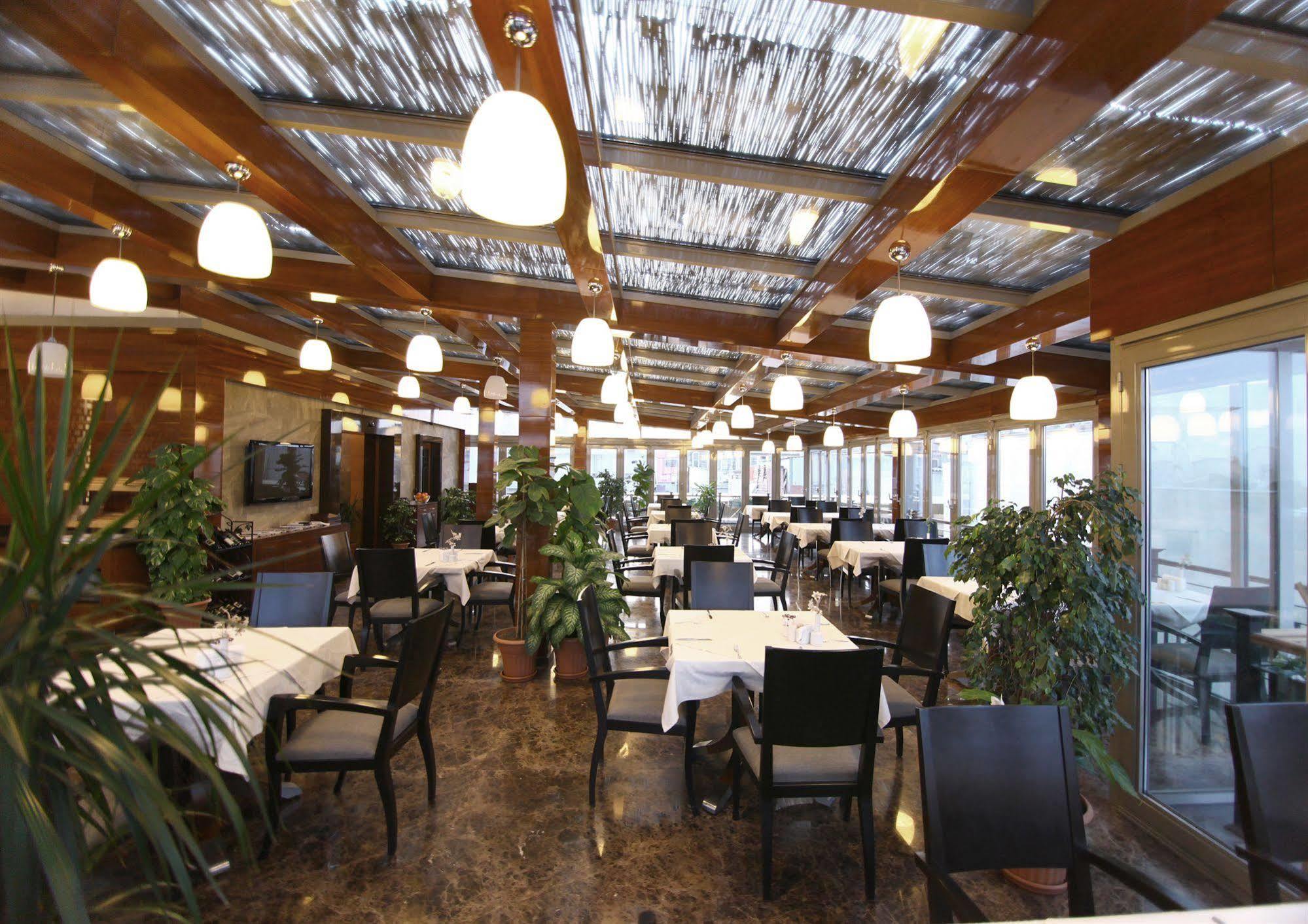 Monaco Hotel Istambul Exterior foto