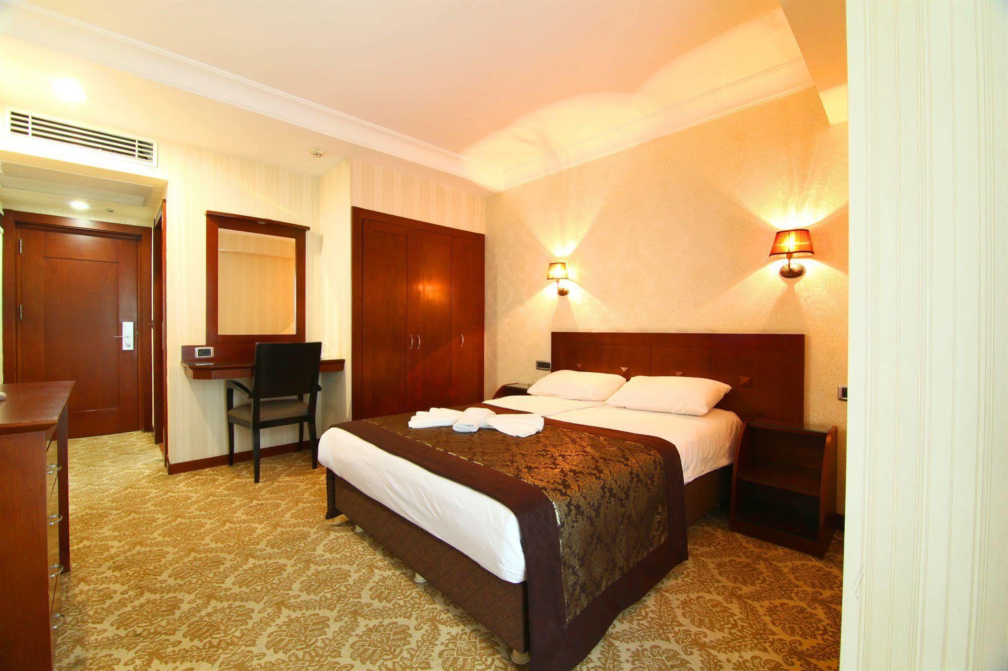 Monaco Hotel Istambul Exterior foto
